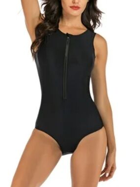 Cupshe Black Halter One-Piece Swimsuit with Front Zip